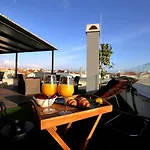 Esso Roof Terrace Apartment